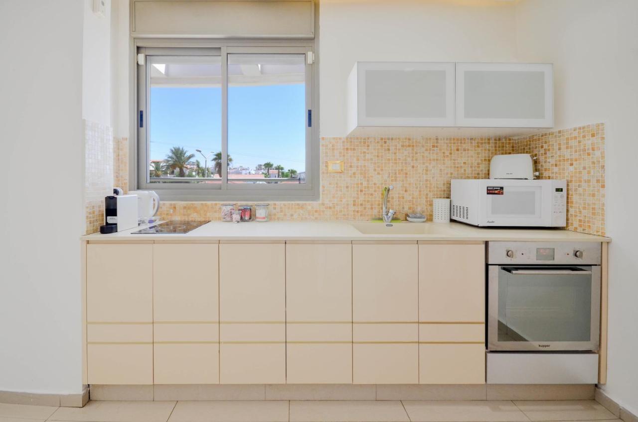 Yalarent Eucalyptus 2Br & Balcony Apt Leilighet Eilat Eksteriør bilde